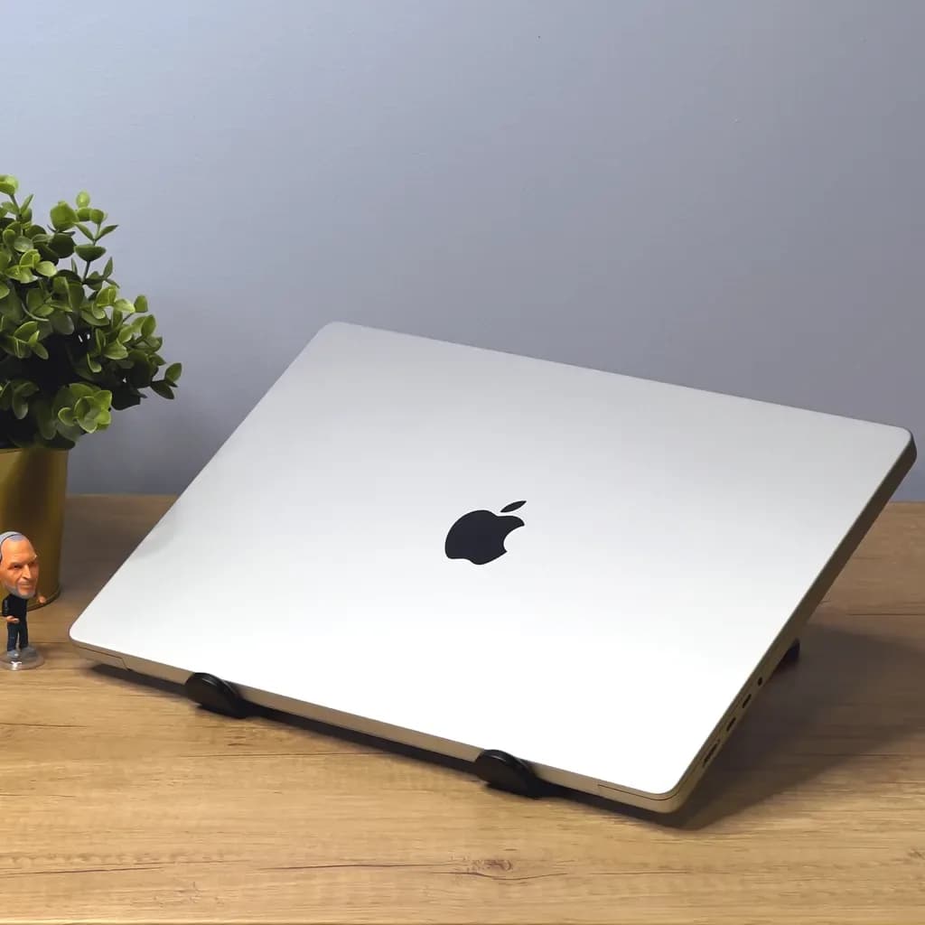 Apple Macbook Pro 16 M1 Silver Ezust 12