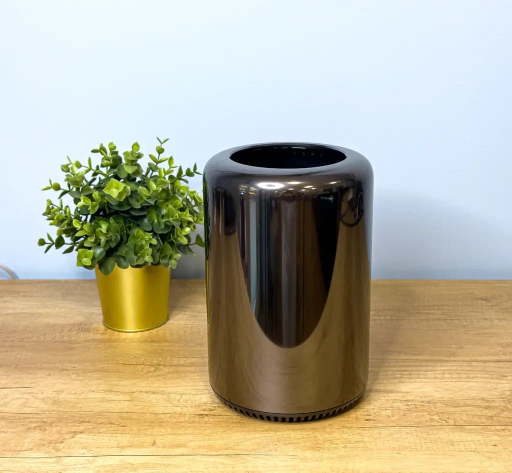 Apple Mac Pro 6.1 Used4