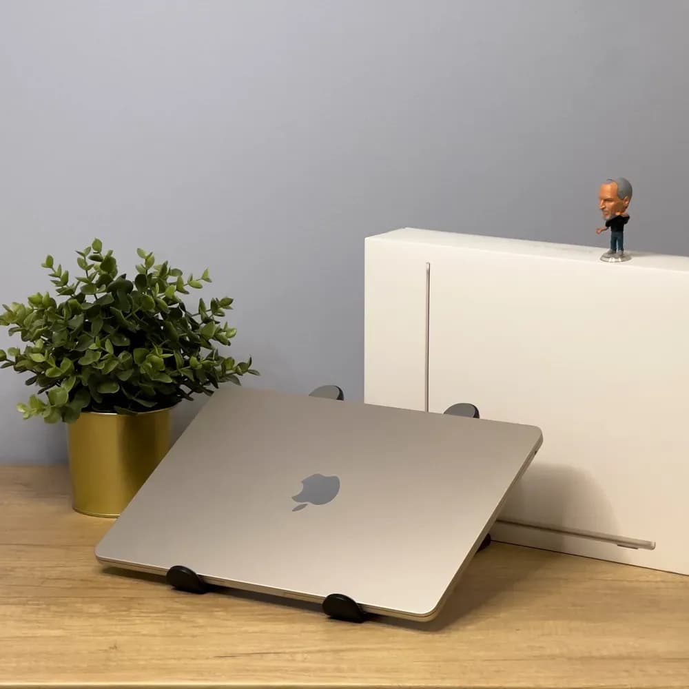 2022 MacBook Air 13″ | M2 | 8GB | 512GB