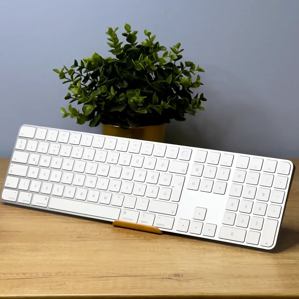 Magic Keyboard Touch ID Numeric
