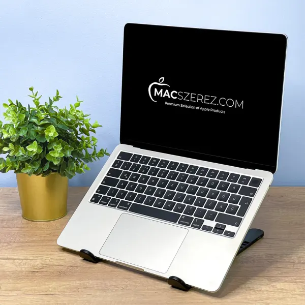 Apple Macbook Air M2 13 Silver1