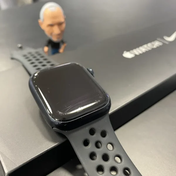 Macszerez - Apple Watch S7 41 MM Nike Gps Midnight