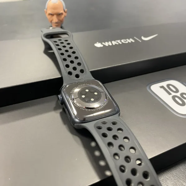 Macszerez - Apple Watch S7 41 MM Nike Gps Midnight