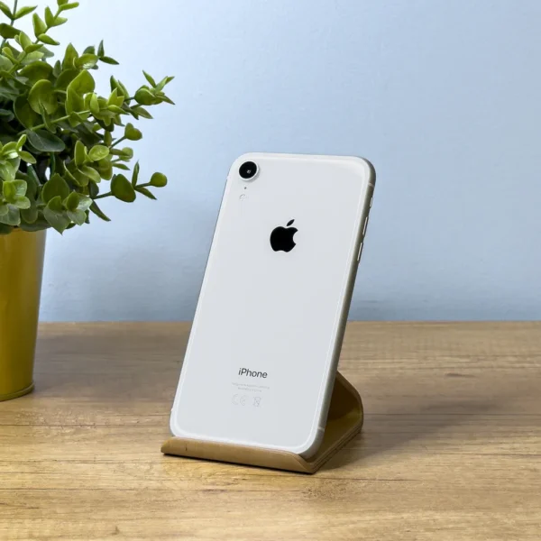 iPhone XR | 128GB | Fehér - Image 2