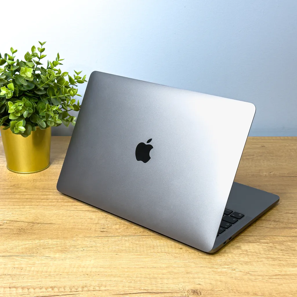 apple macbook pro 2020 13 space grey m13