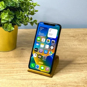 iPhone XS | 64GB