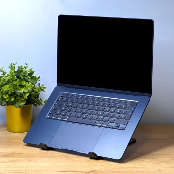 2024 MacBook Air 15" | M3 | 8GB | 256GB | Midnight - Image 3