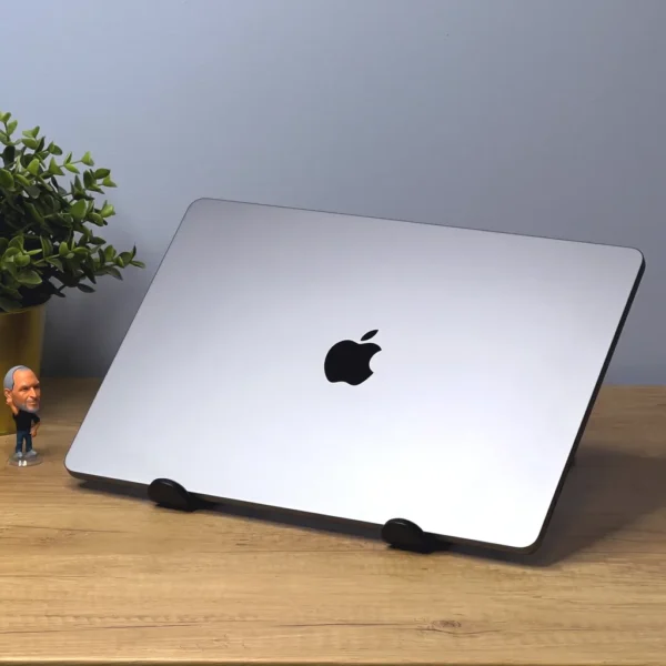 2023 MacBook Air 15" | Asztro - Image 3