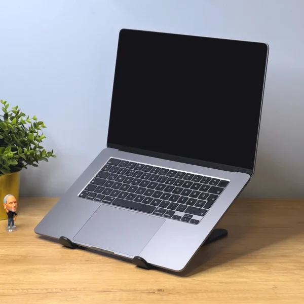 2023 MacBook Air 15" | Asztro - Image 2