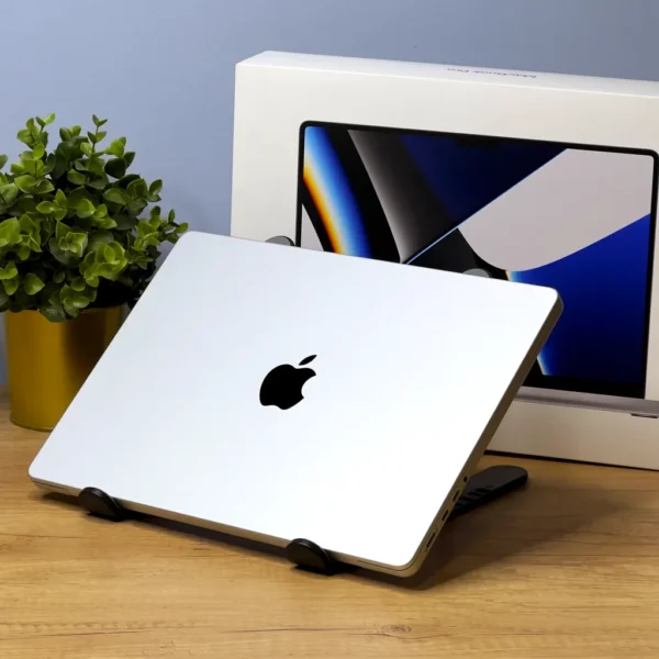 2021 MacBook Pro 14" CTO | M1 MAX