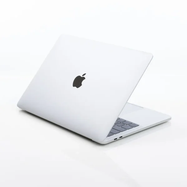 2019 MacBook Pro 13″ | i5 | 8GB | 256GB