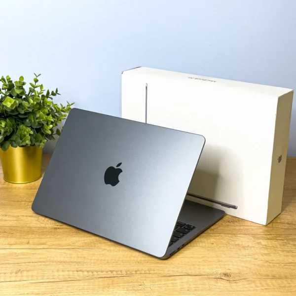 2022 MacBook Air 13" | M2 | 8GB | 256GB | Asztroszürke - Image 2