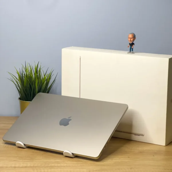 2023 MacBook Air 15" | M2 | 8GB | 256GB | Starlight